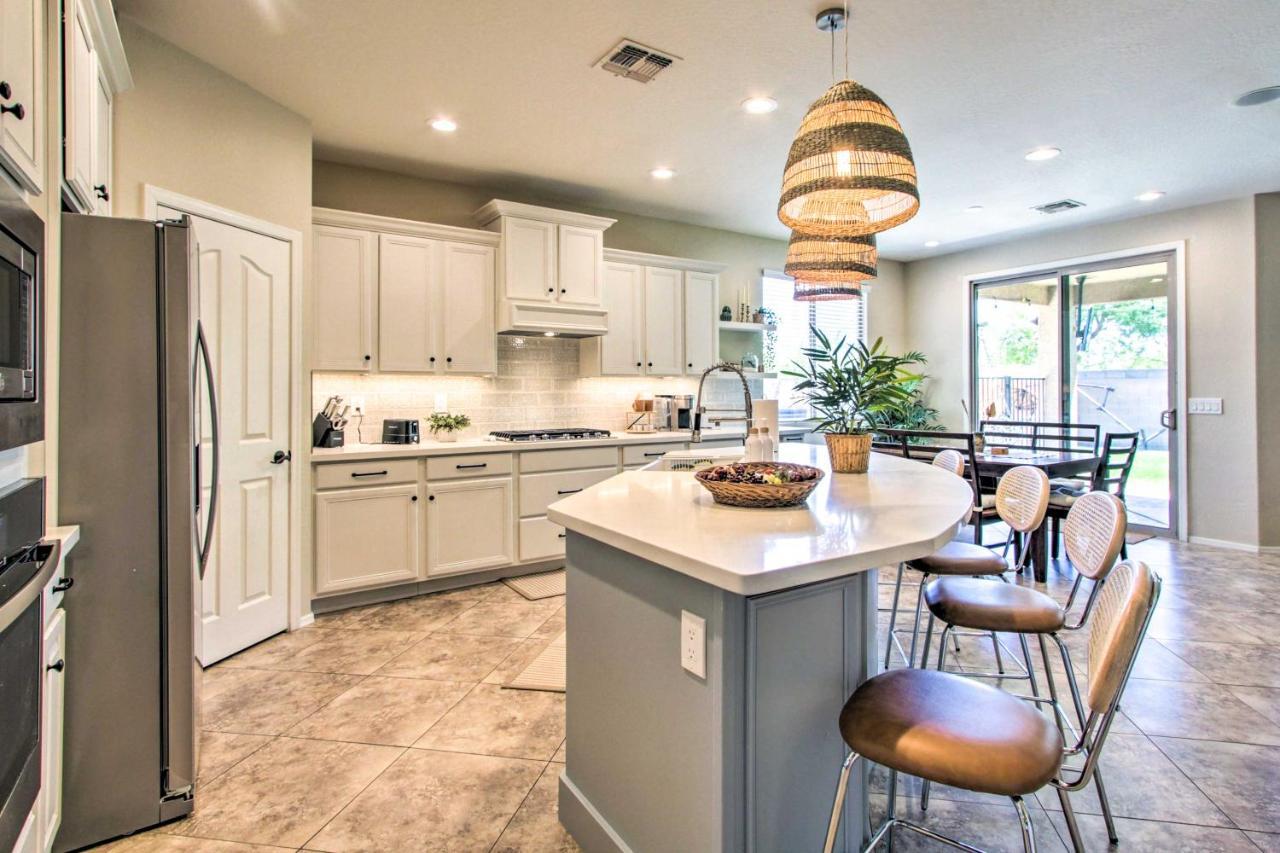 Family-Friendly Goodyear Home With Private Pool Exterior foto